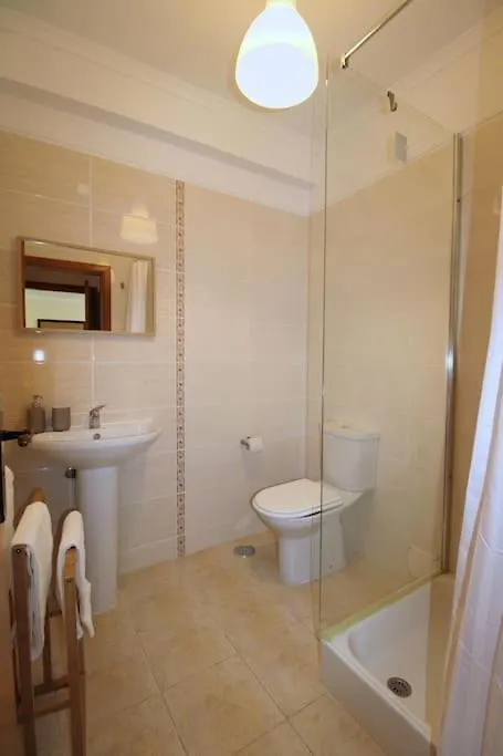 Bela Vista Family Flat Near Ferragudo Beach Parchal Apartment